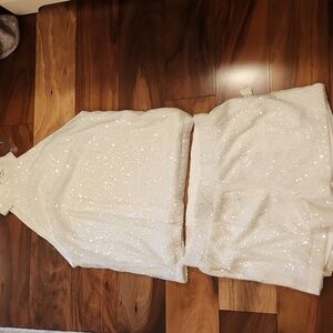 Cable & Gauge White Sequin Halter Top